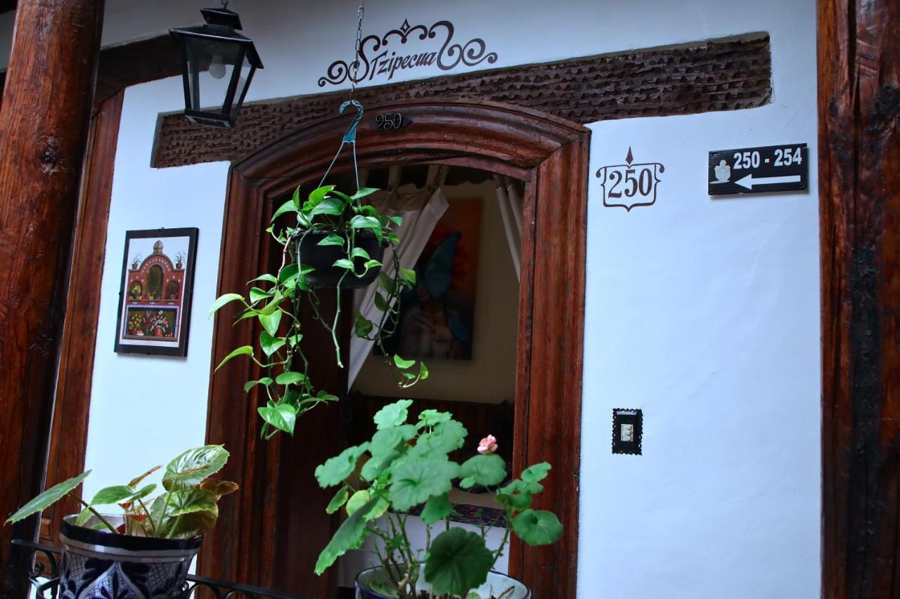 Hotel Casa Baez Patzcuaro Luaran gambar